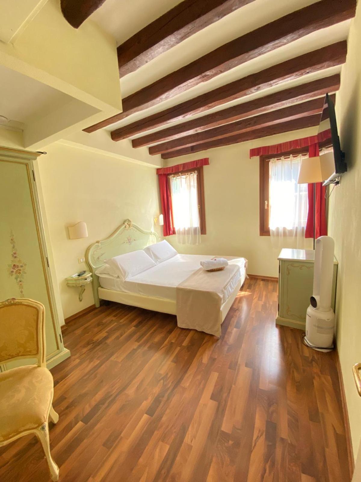 Casa Vacanze Angolo 'Sconto 베니스 외부 사진