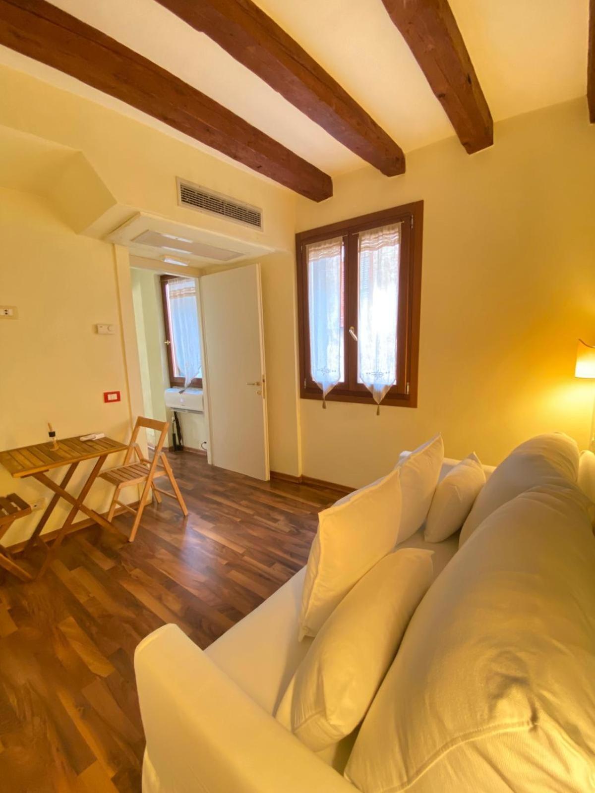 Casa Vacanze Angolo 'Sconto 베니스 외부 사진